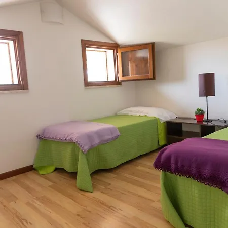 Case Fiorite Riola Sardo Buitenkant foto